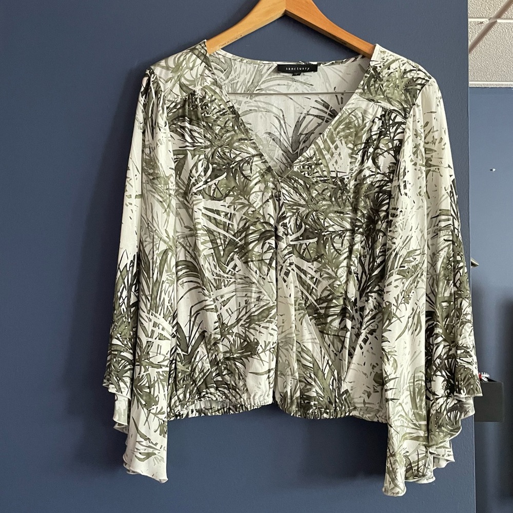 Sanctuary Bell Sleeve Wrap Top in Tiki Palm